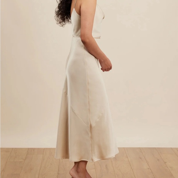 COPY - Park and Fifth Waldorf Dress - Picture 2 of 4